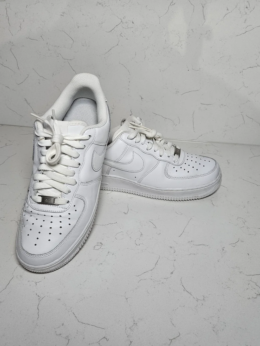 Nike Air Force 1 Men’s White Leather Low Top Sneakers